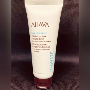 AHAVA- ESSENTIAL DAY MOISTURIZER New/Sealed 75 ml/2.5 fl.oz, Exp. 09/26
MSRP $78